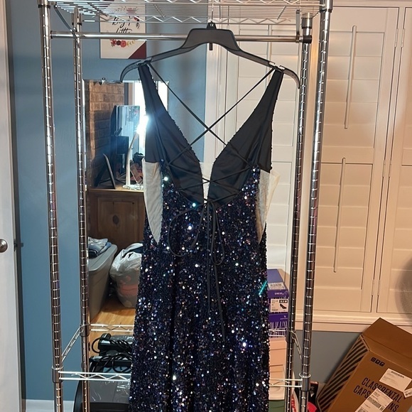 Beautiful blue and purple sequence prom dress. Doesn’t have a tag, size 6 - Picture 3 of 4
